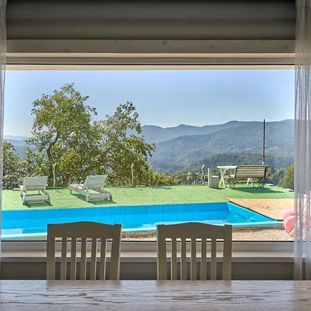 House Nyaraló Jaremcse