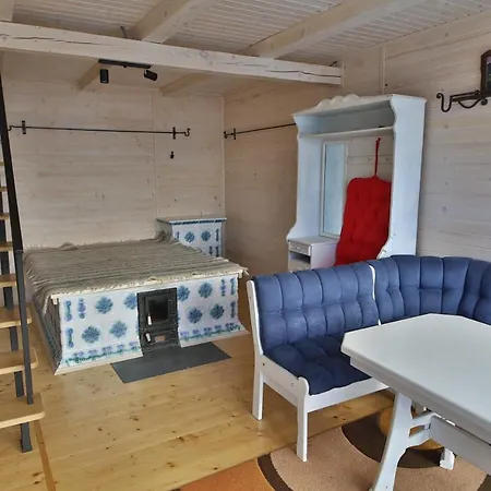 Semesterbostad House *