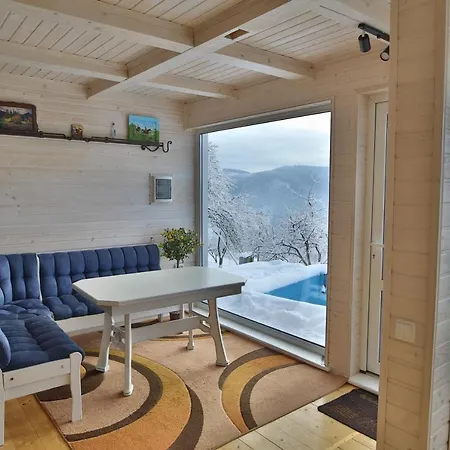 House Semesterbostad