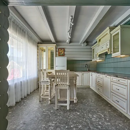 Semesterbostad House