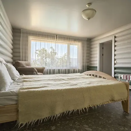 Semesterbostad House *